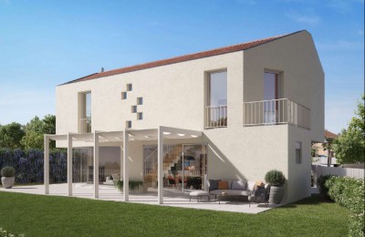 Beautiful house under construction , 135 m2, in the idyllic town of Funtana, just about 150 meters as the crow flies from the sea and approximately 400 meters from a stunning beach. - under construction